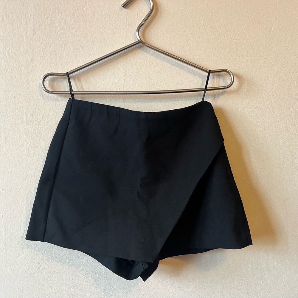 Zara black mini skort